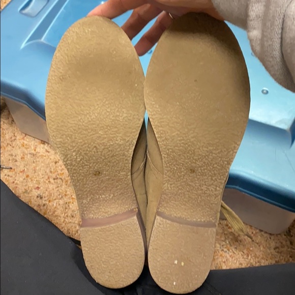 Size 9 Boots - Picture 5 of 8